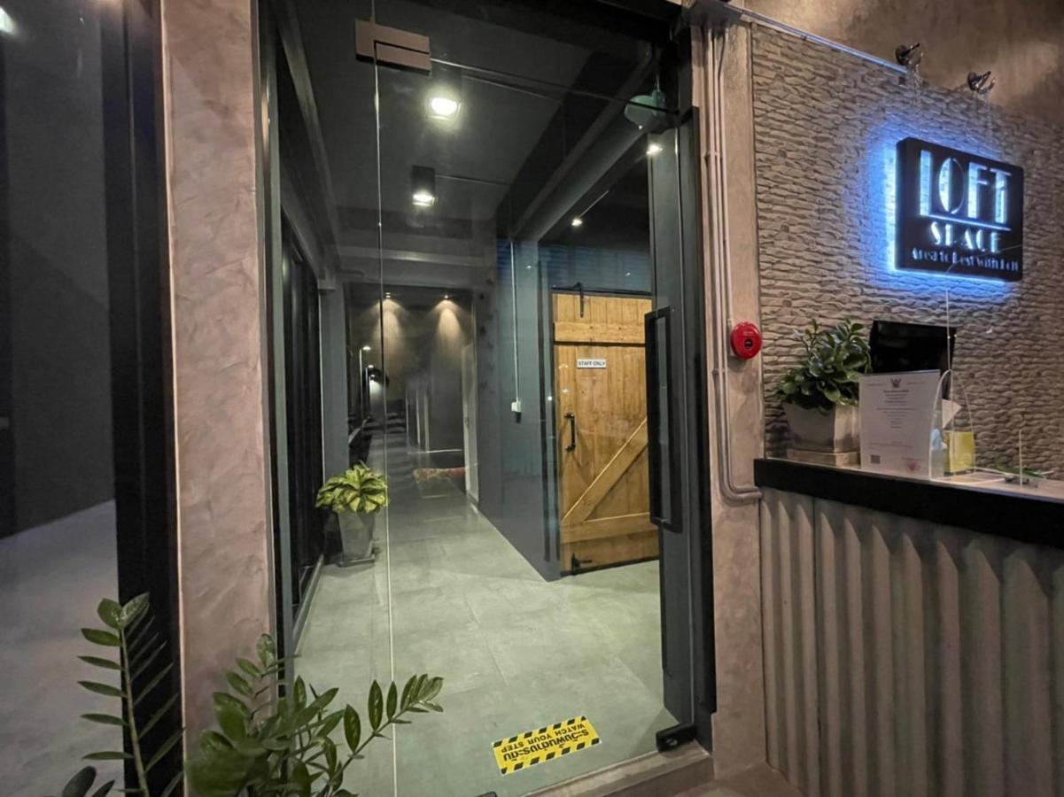 Loft Space Hotel Ranong Extérieur photo