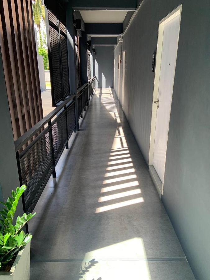 Loft Space Hotel Ranong Extérieur photo