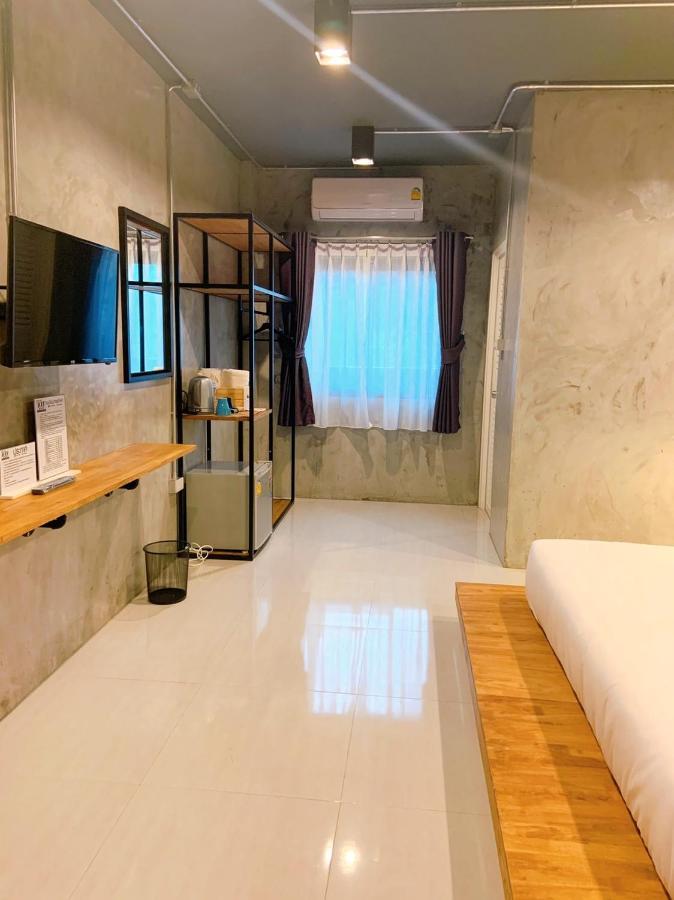 Loft Space Hotel Ranong Extérieur photo